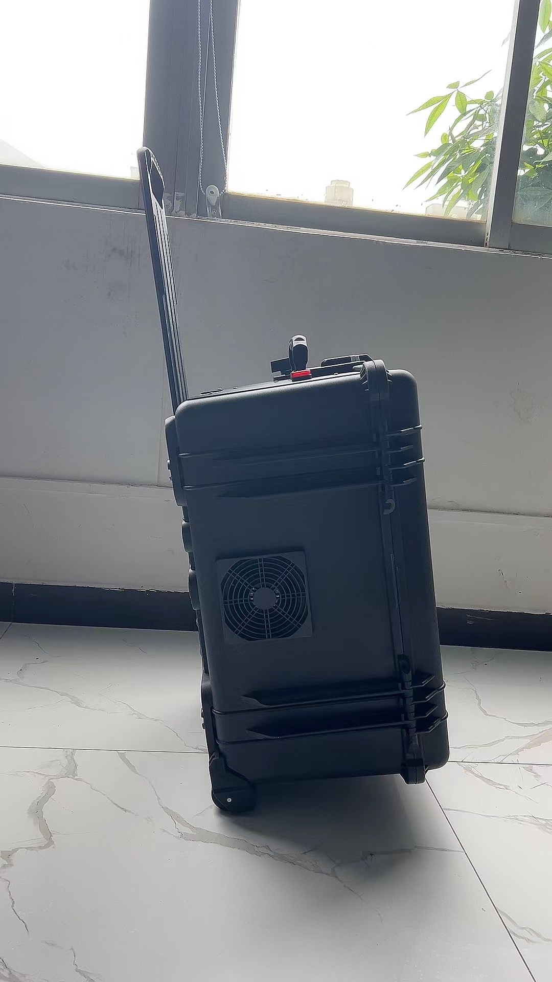  讷河手拉箱型移动通信干扰器